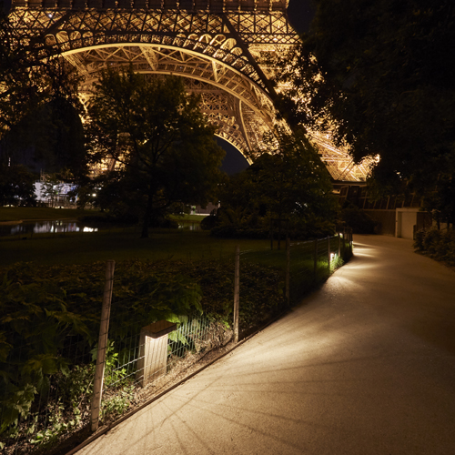 Ulx - Paris - Esplanade Tour Eiffel